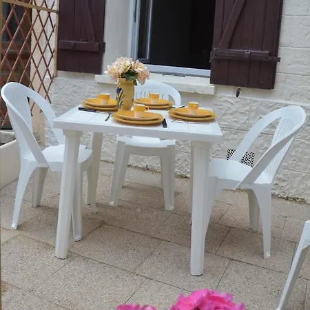 Gtes Aux Portes De Leure Les Tournesols * Vernon (Eure)