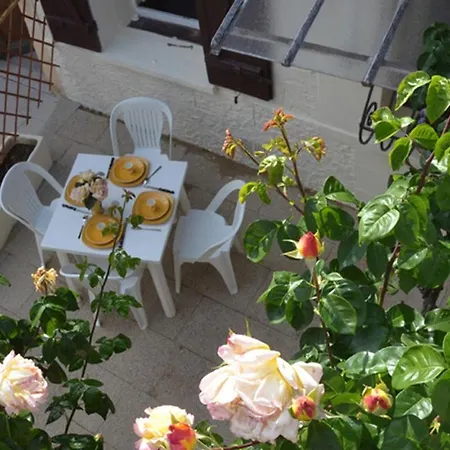 Gtes Aux Portes De Leure Les Tournesols
